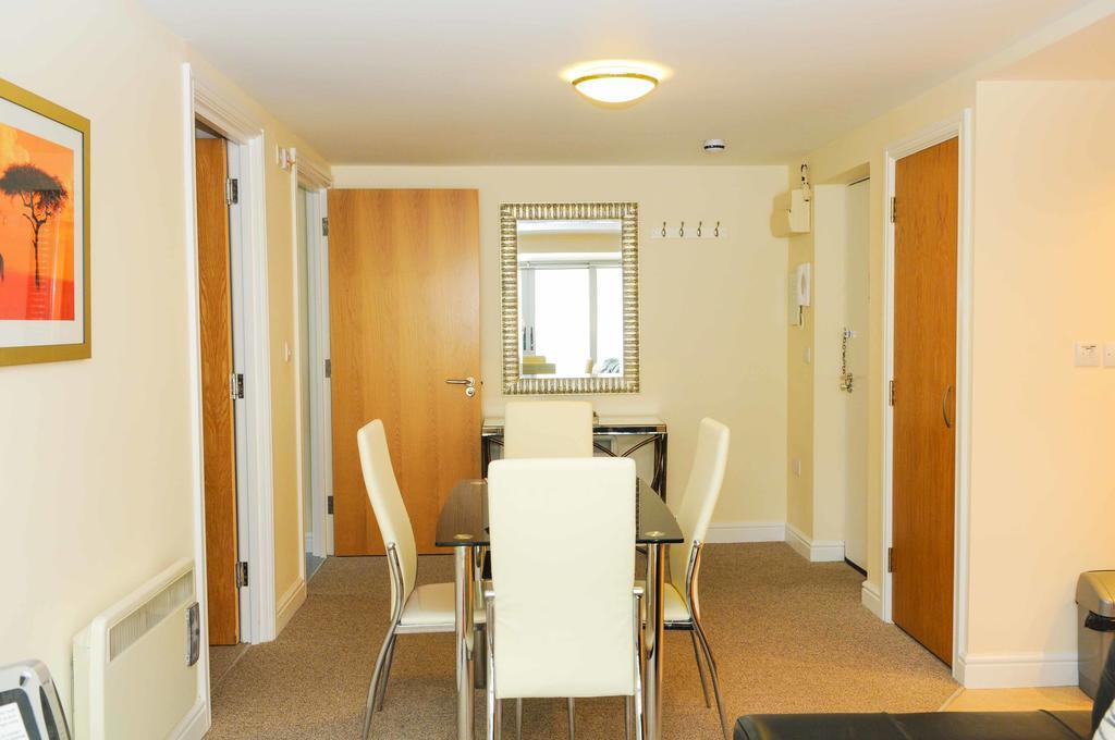 Your Stay Bristol Cotham Lawn ภายนอก รูปภาพ